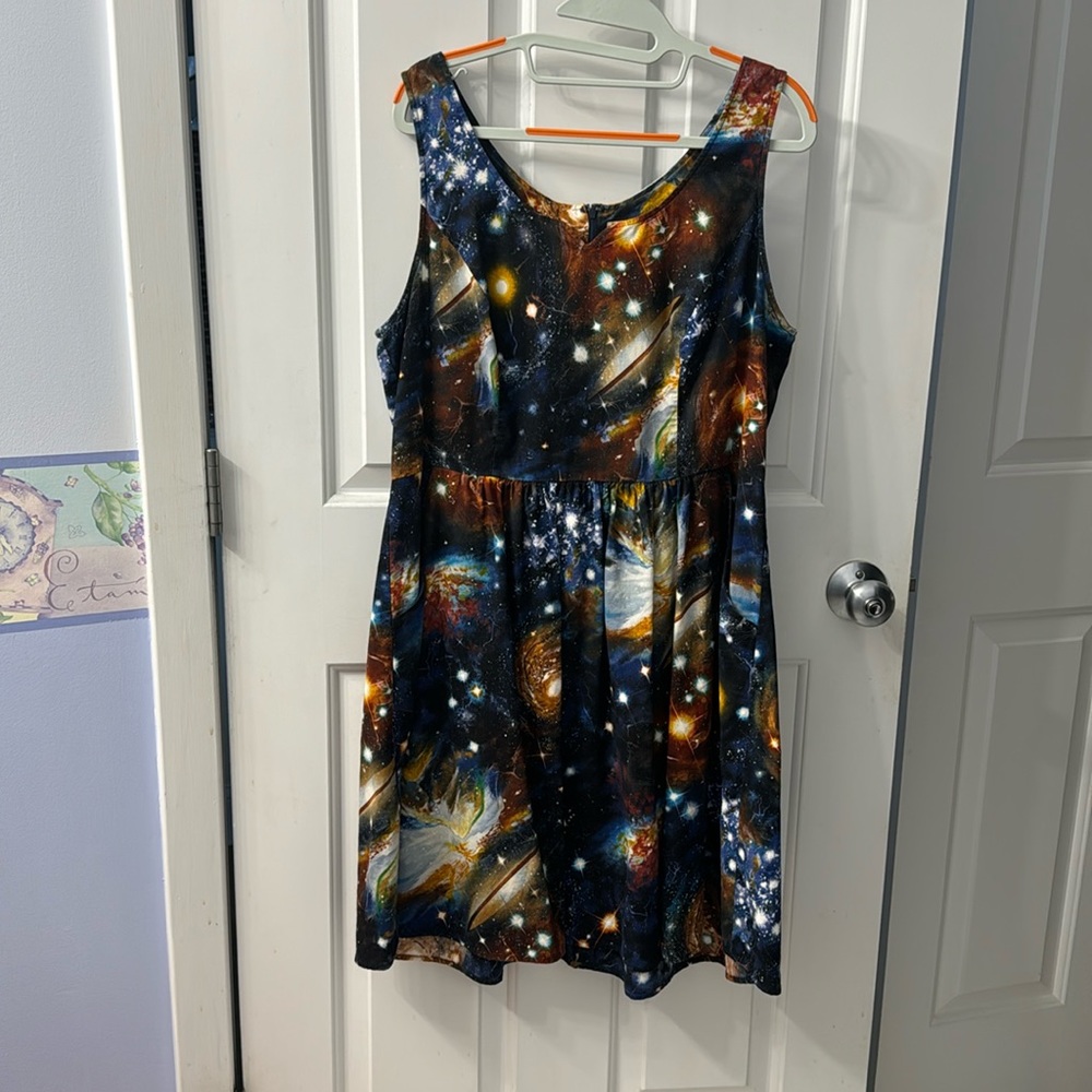 ModCloth, size 1X, a-line dress with sweetheart neckline, pockets, 100% …